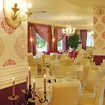 Classic Buggy Hotel 2*