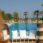 Hotel Classic Buggy 2*