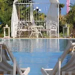 Classic Buggy Hotel