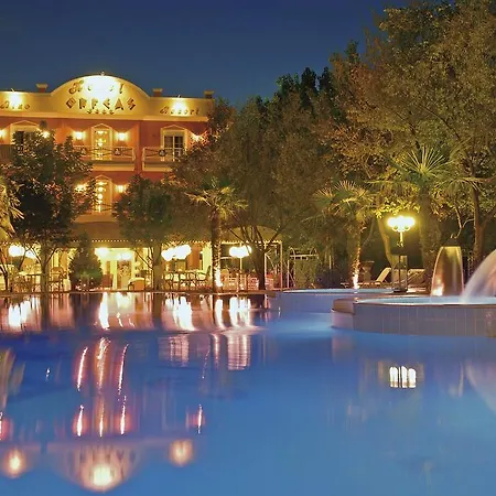 Classic Buggy Hotel 2*