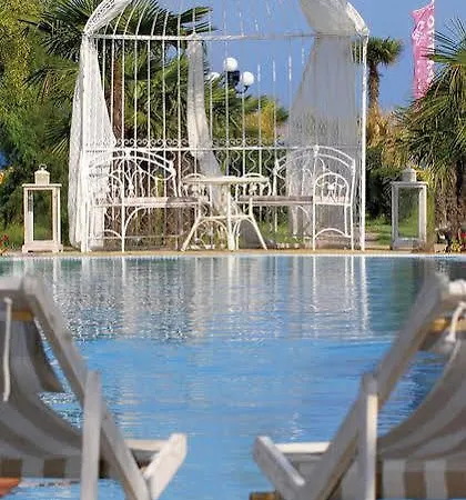 Classic Buggy Hotel